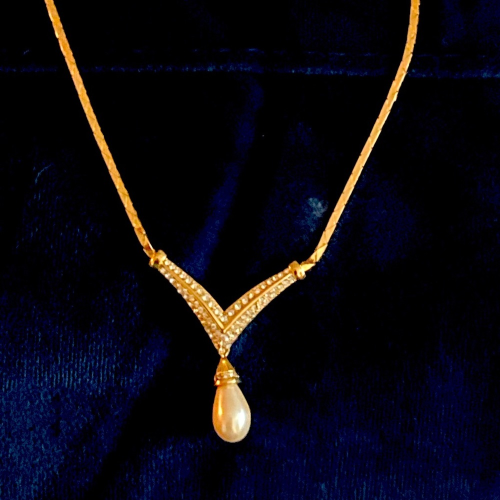 Vintage Christian Dior Faux Pearl Drop and Rhinestone Gold Tone Necklace